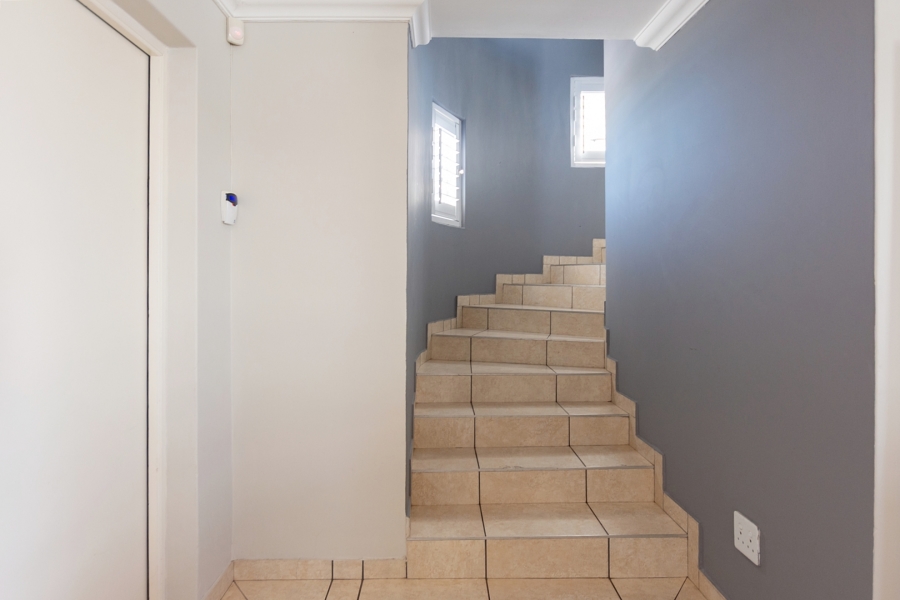 4 Bedroom Property for Sale in Golden Mile Western Cape